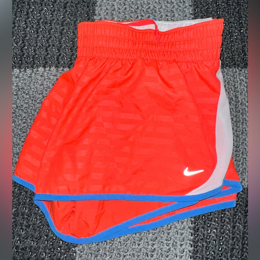 Nike Dry fit shorts. Size XL